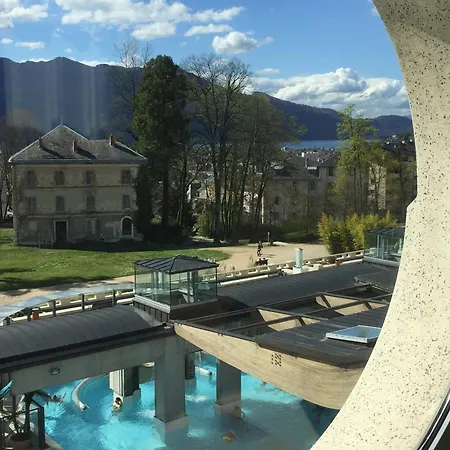 Lumineux Avec Balcon A Aix-les-bains, Proche Centre-ville, Classe 2** Etoiles! - Fr-1-555-38 * אקס-לה-באינס